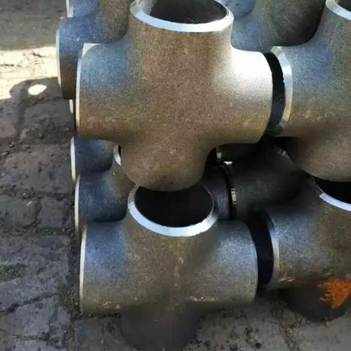 Customized Four Way Seamless Gas Pipe Fittings With Alloy Steel For Industrial Applications